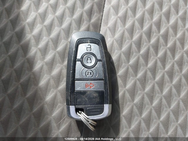 1FMCU9G6XNUB20898 Ford ESCAPE SE