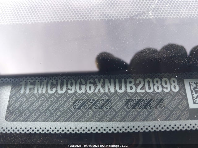 1FMCU9G6XNUB20898 Ford ESCAPE SE