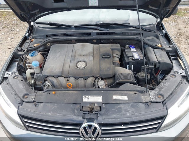 12589951 :رقم المزاد ، 3VWBX7AJ9DM399544 vin ، 2013 Volkswagen Jetta Se مزاد بيع