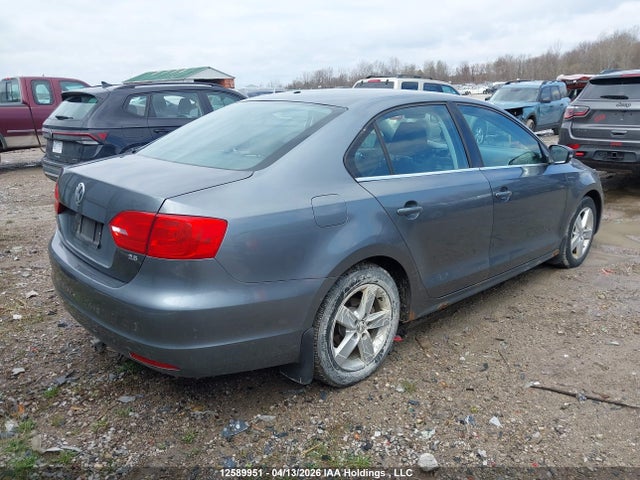 12589951 :رقم المزاد ، 3VWBX7AJ9DM399544 vin ، 2013 Volkswagen Jetta Se مزاد بيع