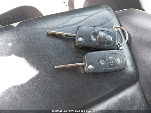 12589962 :رقم المزاد ، WUARL48H84K901002 vin ، 2004 Audi S4 Quattro Cabriolet مزاد بيع