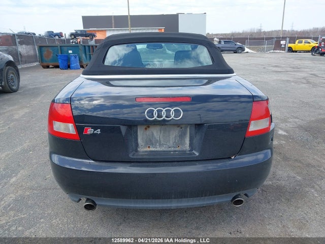 12589962 :رقم المزاد ، WUARL48H84K901002 vin ، 2004 Audi S4 Quattro Cabriolet مزاد بيع