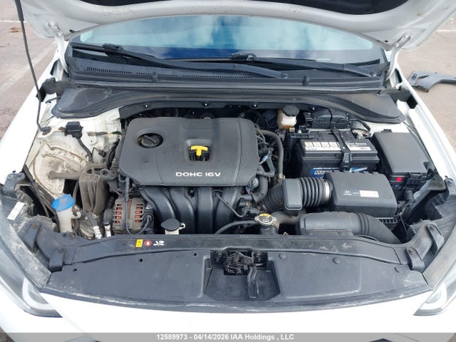KMHD84LF5HU231574 Hyundai ELANTRA GL