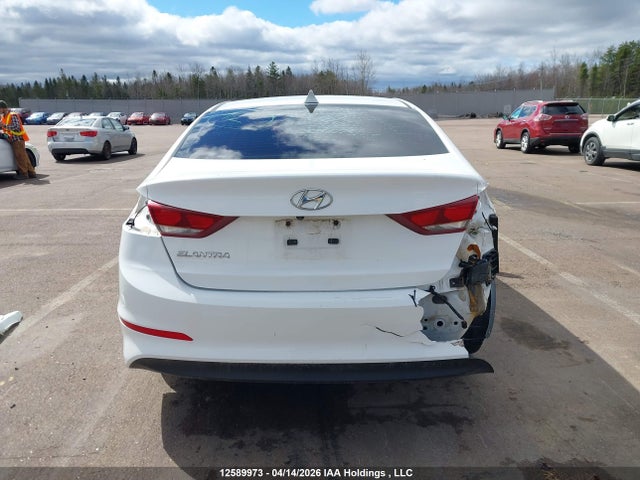 KMHD84LF5HU231574 Hyundai ELANTRA GL