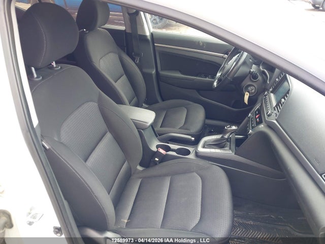 KMHD84LF5HU231574 Hyundai ELANTRA GL