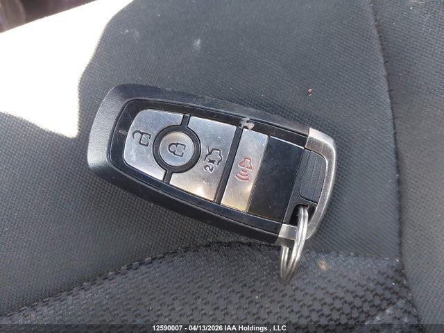 12590007 :رقم المزاد ، 3FA6P0HD7KR211895 vin ، 2019 Ford Fusion Se مزاد بيع