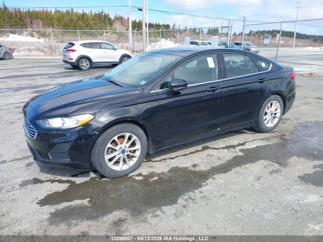 12590007 :رقم المزاد ، 3FA6P0HD7KR211895 vin ، 2019 Ford Fusion Se مزاد بيع