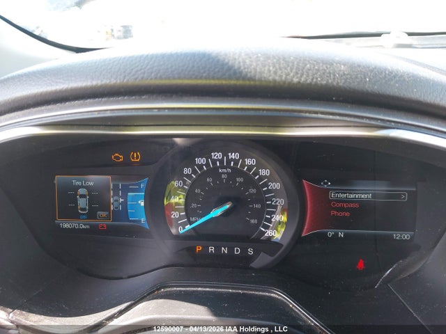 12590007 :رقم المزاد ، 3FA6P0HD7KR211895 vin ، 2019 Ford Fusion Se مزاد بيع
