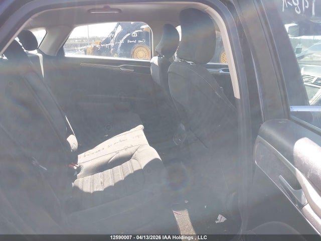 12590007 :رقم المزاد ، 3FA6P0HD7KR211895 vin ، 2019 Ford Fusion Se مزاد بيع