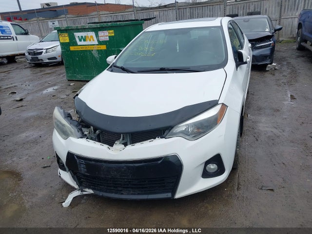2015 Toyota Corolla S მანქანა იყიდება აუქციონზე, vin: 2T1BURHE2FC427888, აუქციონის ნომერი: 12590016
