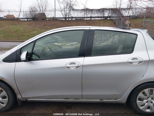 Продажа на аукционе авто 2013 Toyota Yaris, vin: JTDKTUD39DD569519, номер лота: 12590030