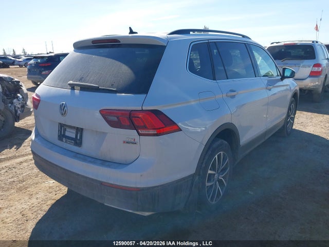 3VV2B7AX8JM152745 Volkswagen Tiguan Se/sel