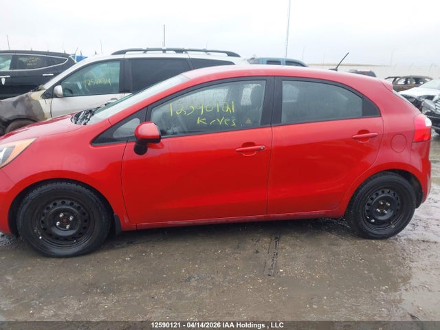 12590121 :رقم المزاد ، KNADM5A38D6894244 vin ، 2013 Kia Rio Lx مزاد بيع
