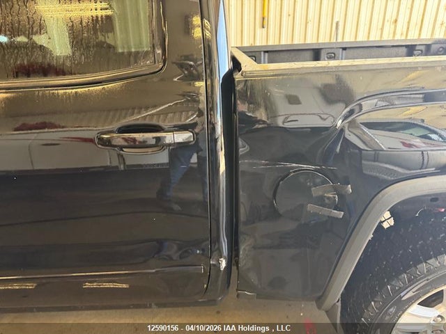 12590156 :رقم المزاد ، 3GTU2MEC5JG480815 vin ، 2018 Gmc Sierra K1500 Sle مزاد بيع