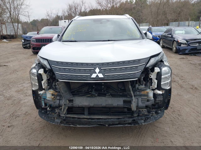 JA4J4VA8XRZ604586 Mitsubishi Outlander
