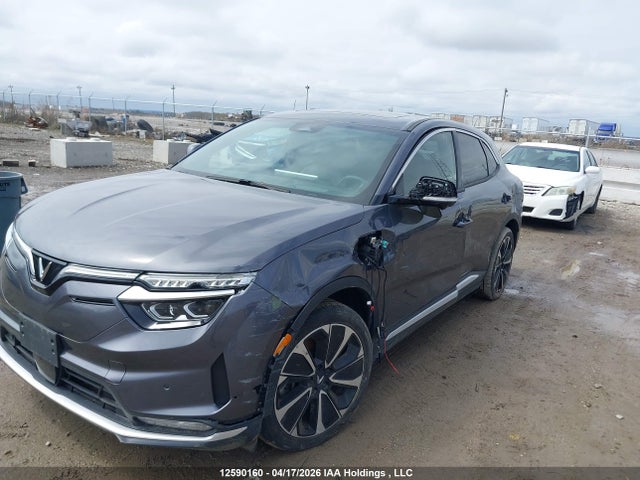 Продажа на аукционе авто 2023 Vinfast Vf 8, vin: RLLV1AFAXPH004096, номер лота: 12590160