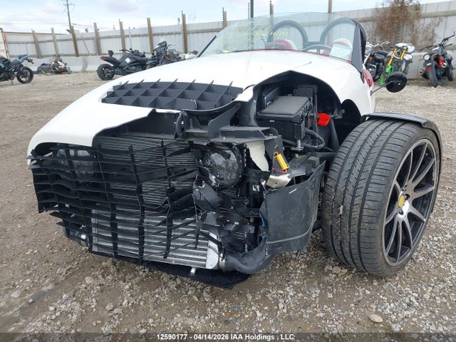 WA2VCGTL6RP000042 Vanderhall Carmel 3-wheeler