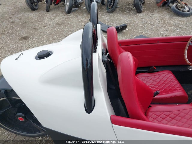 WA2VCGTL6RP000042 Vanderhall Carmel 3-wheeler