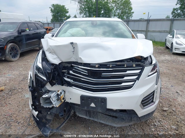 1GYKNFRS7JZ167965 Cadillac Xt5 Premium Luxury