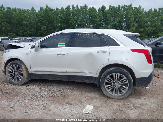 1GYKNFRS7JZ167965 Cadillac Xt5 Premium Luxury