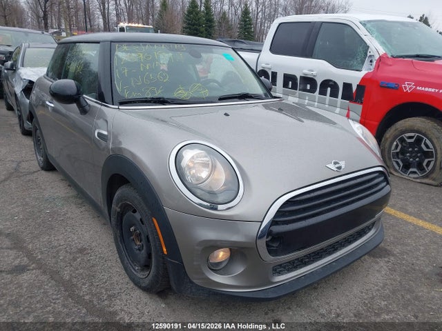 12590191 :رقم المزاد ، WMWXP5C50H2D16562 vin ، 2017 Mini 3 Door Cooper مزاد بيع