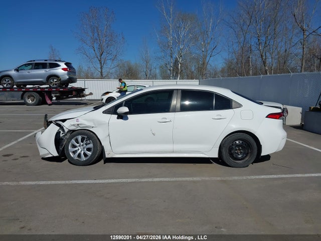 5YFBPRBE9LP016905 Toyota COROLLA LE