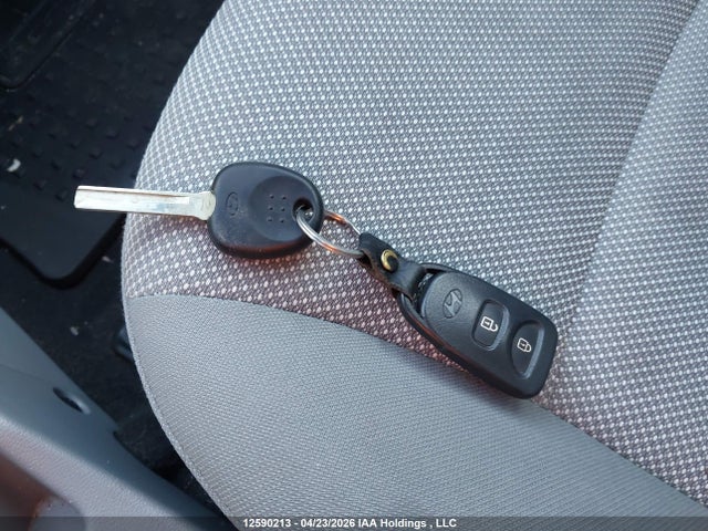 KMHCT4AE9EU747906 Hyundai ACCENT GL