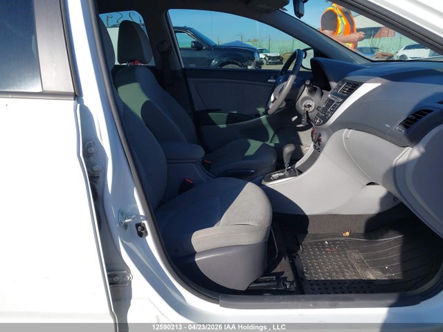 KMHCT4AE9EU747906 Hyundai ACCENT GL