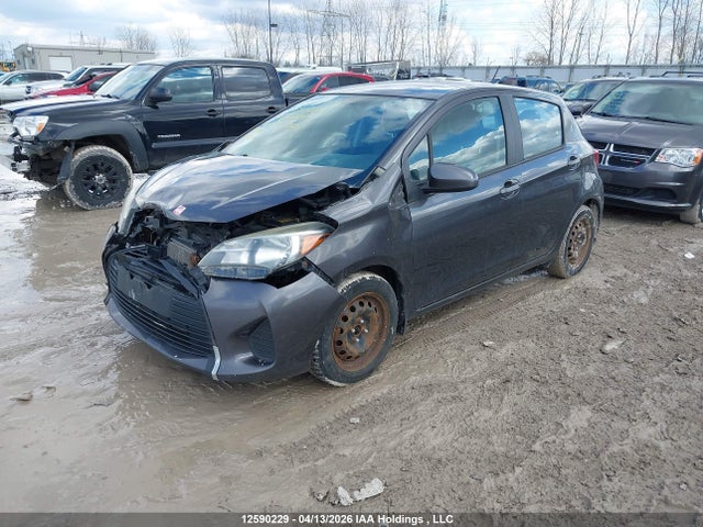 2015 Toyota Yaris Le მანქანა იყიდება აუქციონზე, vin: VNKKTUD38FA033821, აუქციონის ნომერი: 12590229