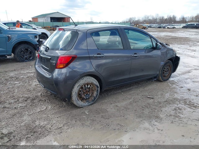 2015 Toyota Yaris Le მანქანა იყიდება აუქციონზე, vin: VNKKTUD38FA033821, აუქციონის ნომერი: 12590229