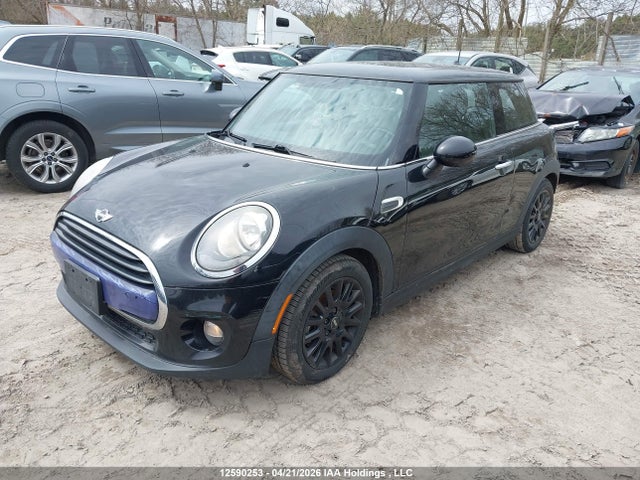 12590253 :رقم المزاد ، WMWXP5C50G2D70927 vin ، 2016 Mini 3 Door Cooper مزاد بيع