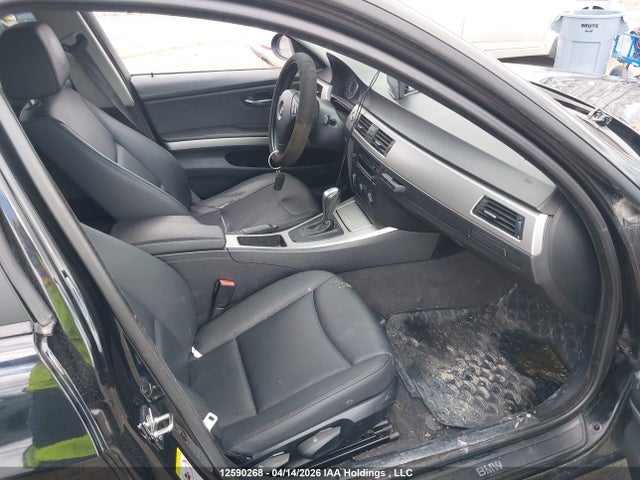 2007 Bmw 323 I მანქანა იყიდება აუქციონზე, vin: WBAVH13557KC97356, აუქციონის ნომერი: 12590268