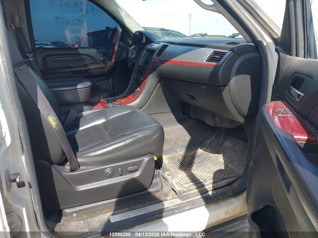 Продажа на аукционе авто 2007 Cadillac Escalade Ext, vin: 3GYEK62857G100178, номер лота: 12590280