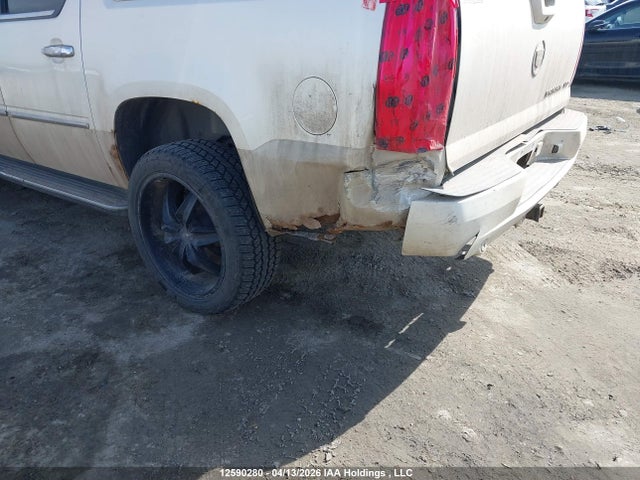 Продажа на аукционе авто 2007 Cadillac Escalade Ext, vin: 3GYEK62857G100178, номер лота: 12590280