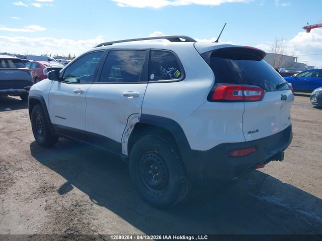 1C4PJMBS1FW685505 Jeep Cherokee Trailhawk