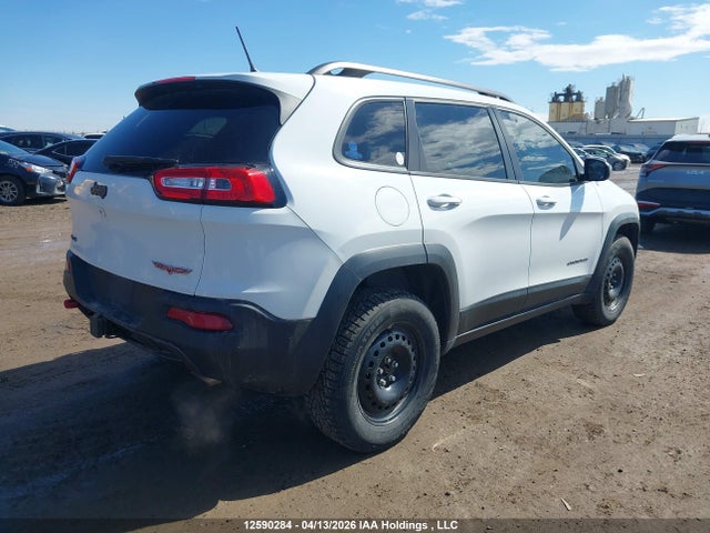 1C4PJMBS1FW685505 Jeep Cherokee Trailhawk