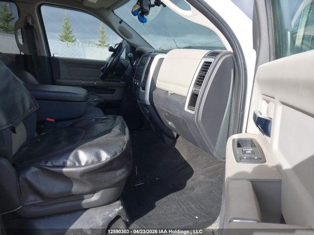 2011 Dodge Ram 2500 მანქანა იყიდება აუქციონზე, vin: 3D7UT2CL1BG608527, აუქციონის ნომერი: 12590303