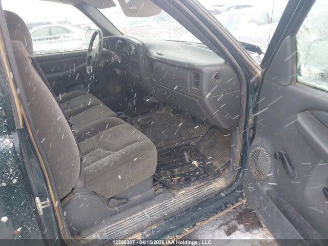 2006 Chevrolet Silverado K1500 მანქანა იყიდება აუქციონზე, vin: 1GCEK14TX6E241330, აუქციონის ნომერი: 12590307