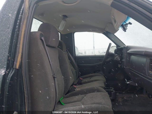2006 Chevrolet Silverado K1500 მანქანა იყიდება აუქციონზე, vin: 1GCEK14TX6E241330, აუქციონის ნომერი: 12590307