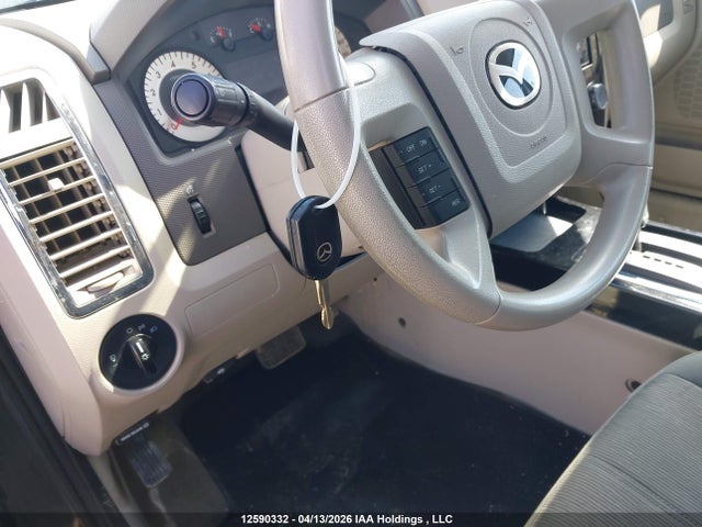 2010 Mazda Tribute I მანქანა იყიდება აუქციონზე, vin: 4F2CY9C74AKM05819, აუქციონის ნომერი: 12590332