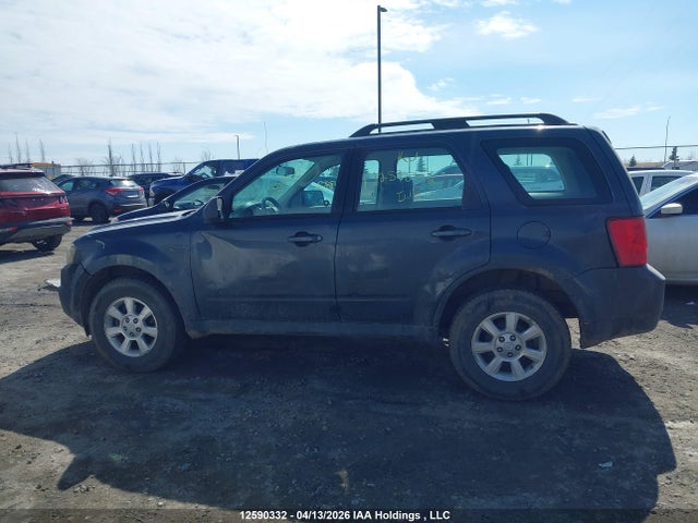 2010 Mazda Tribute I მანქანა იყიდება აუქციონზე, vin: 4F2CY9C74AKM05819, აუქციონის ნომერი: 12590332