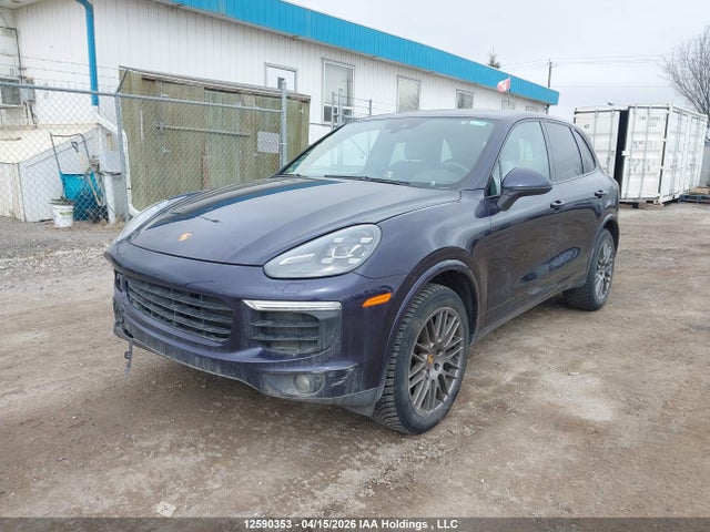 Porsche Cayenne 2017 WP1AA2A22HKA85435 Image 2