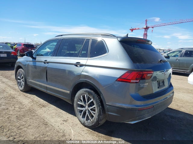 3VV2B7AX4JM147915 Volkswagen Tiguan Se/sel