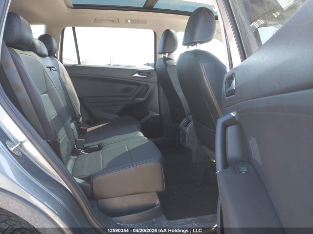 3VV2B7AX4JM147915 Volkswagen Tiguan Se/sel