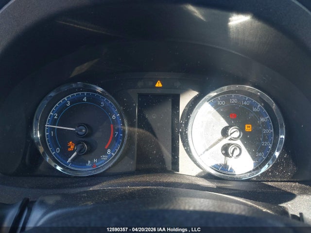 2T1BURHE9KC220229 Toyota COROLLA LE