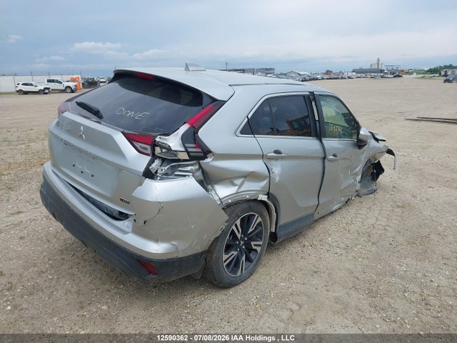 JA4ATUAA3TZ602749 Mitsubishi Eclipse Cross Es S-awc