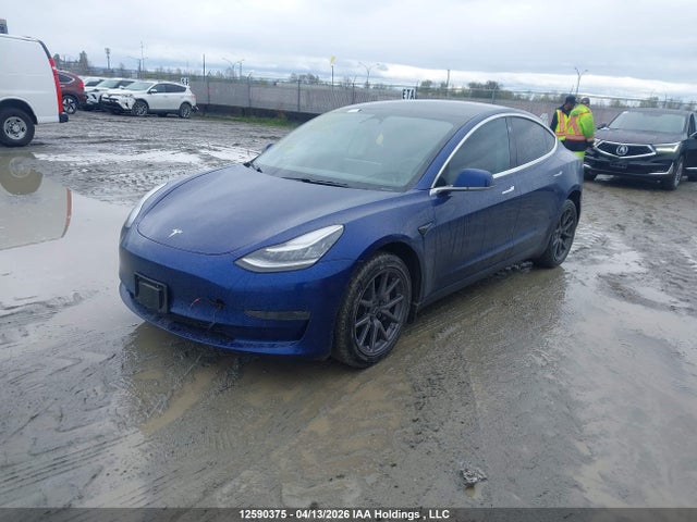 12590375 :رقم المزاد ، 5YJ3E1EAXLF703939 vin ، 2020 Tesla Model 3 Standard Range Plus مزاد بيع