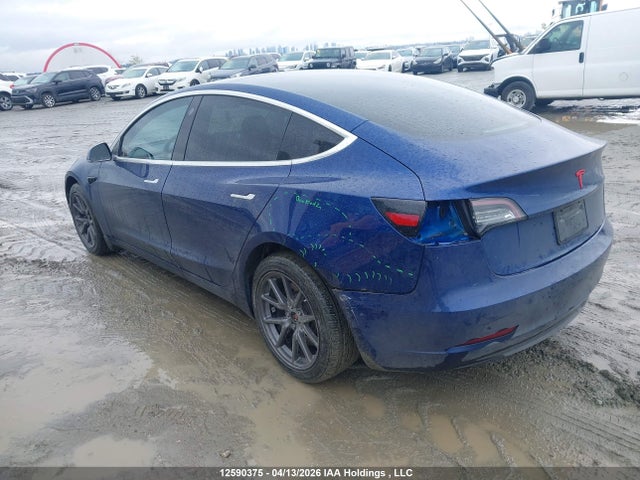 12590375 :رقم المزاد ، 5YJ3E1EAXLF703939 vin ، 2020 Tesla Model 3 Standard Range Plus مزاد بيع