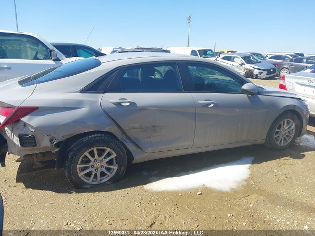 KMHLM4AG9NU267928 Hyundai ELANTRA SEL