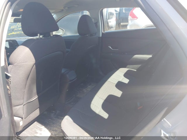 KMHLM4AG9NU267928 Hyundai ELANTRA SEL